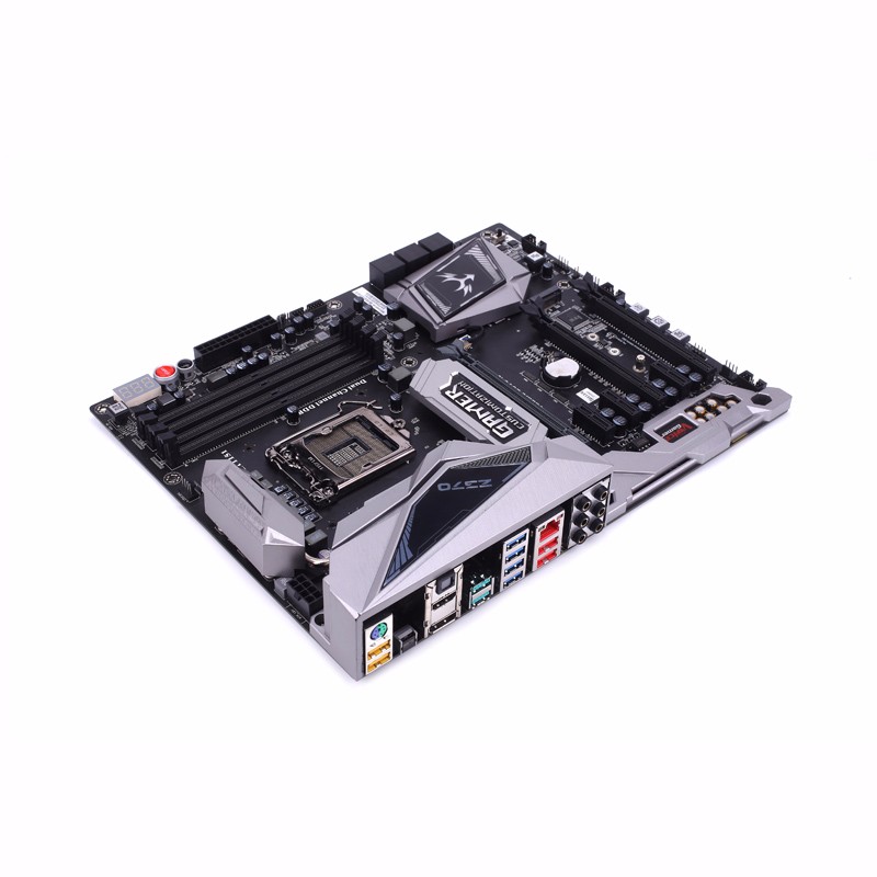 iGame Z590 Vulcan W V20 : une carte mère toute blanche chez Colorful !